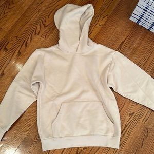 Aritzia The Super Fleece Hoodie Size: Small Color: Pearl Matte